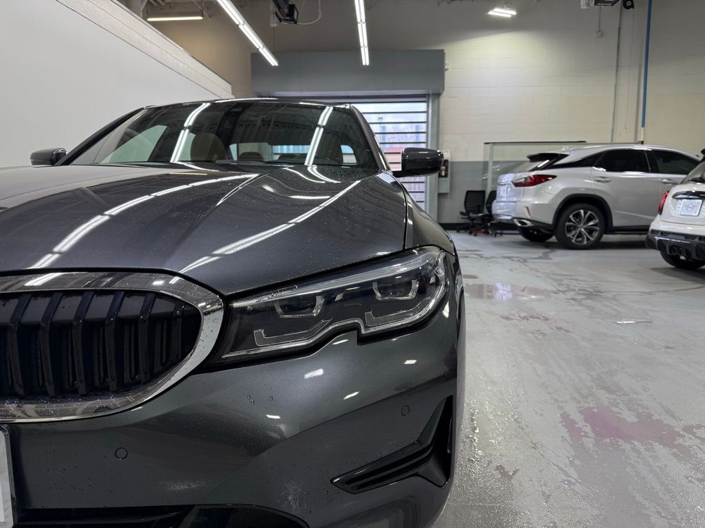 2021 BMW 3 Series 330i xDrive 9