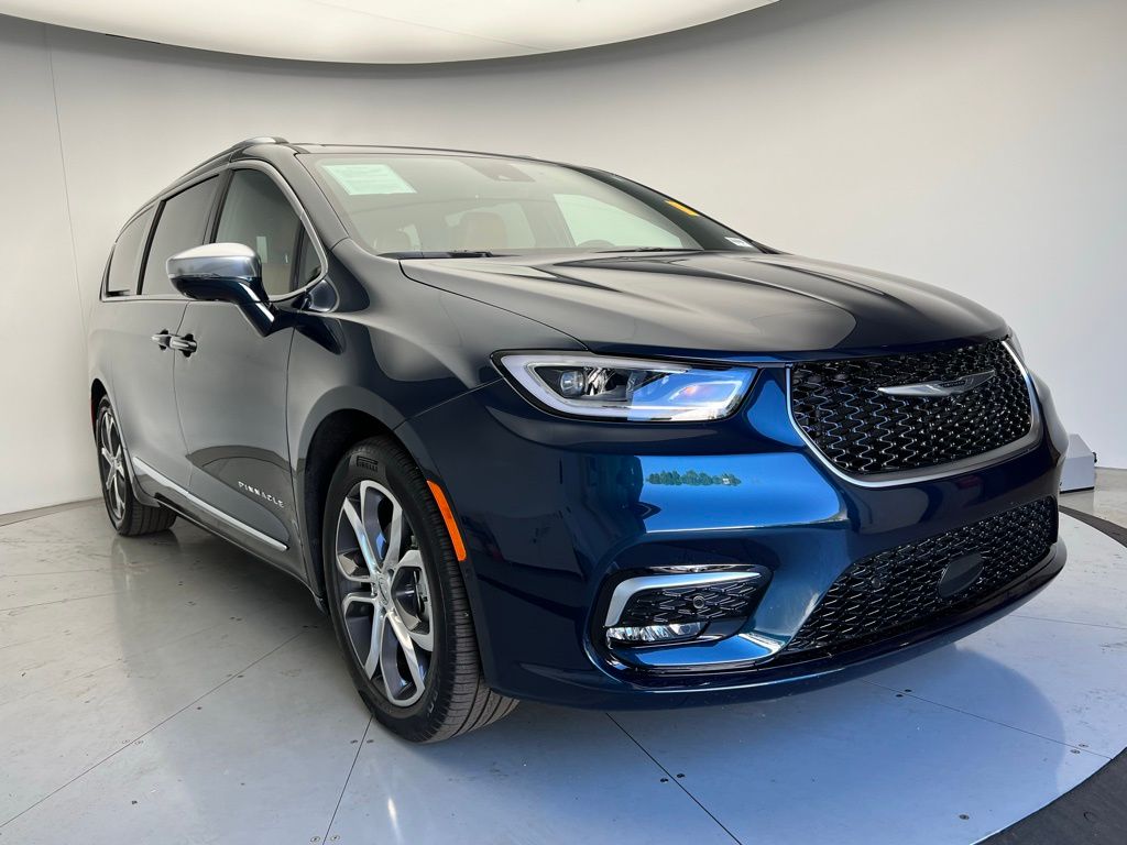 Thumbnail: 2024 Chrysler Pacifica - 2