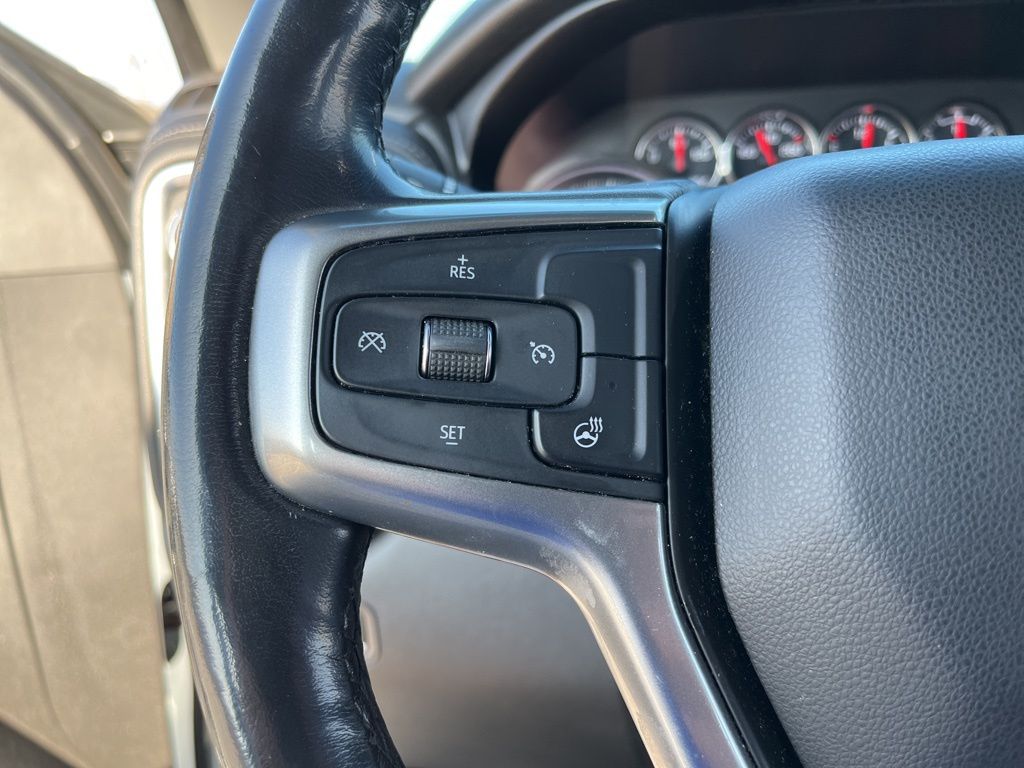 Thumbnail: 2020 Chevrolet Silverado 1500 - 18