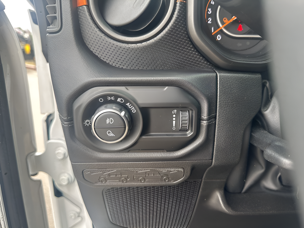 Used Car 2024 Jeep Gladiator  Mojave For Sale Under $50,000 In Austin, Texas