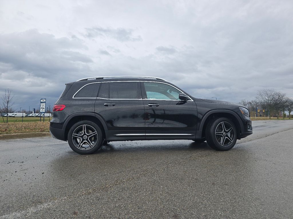 New 2026 Black Mercedes-Benz GLB 250 image 17