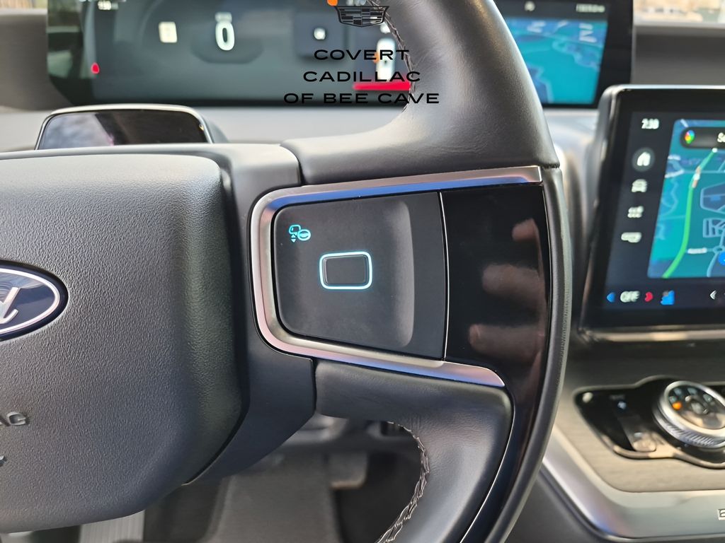 Used Car 2025 Ford Expedition  Platinum For Sale Under $70,000 In Austin, Texas