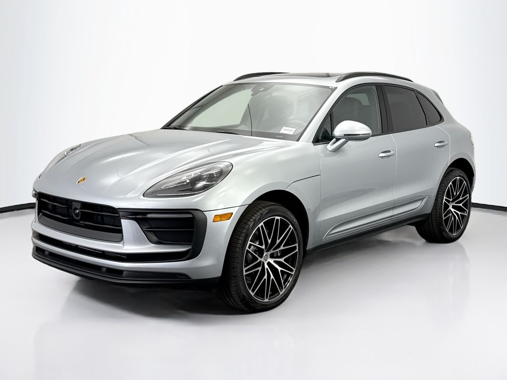 Thumbnail: 2026 Porsche Macan - 1