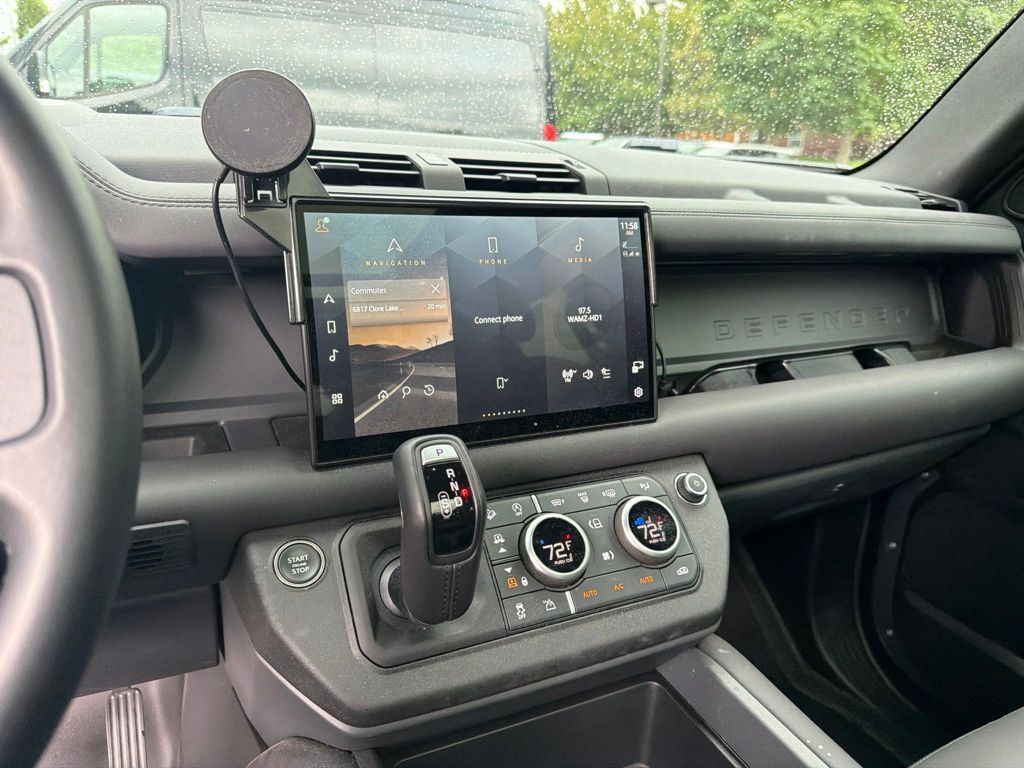 Certified Used 2025 Gray Land Rover X-Dynamic SE image 30