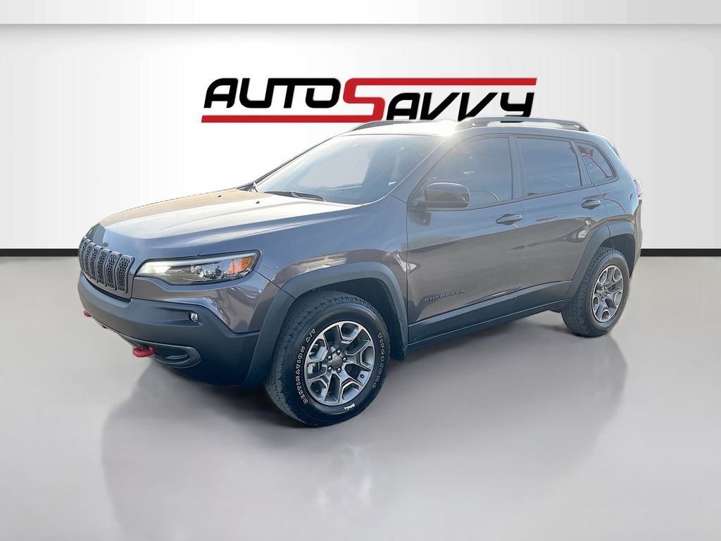 Used 2022 Gray Jeep Trailhawk image 3