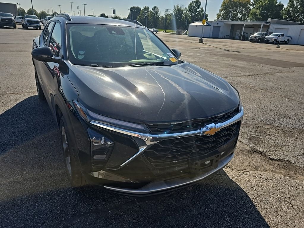 Mosaic Black Metallic 2025 Chevrolet Trax SUV / Crossover Front-Wheel Drive 6-Speed Automatic