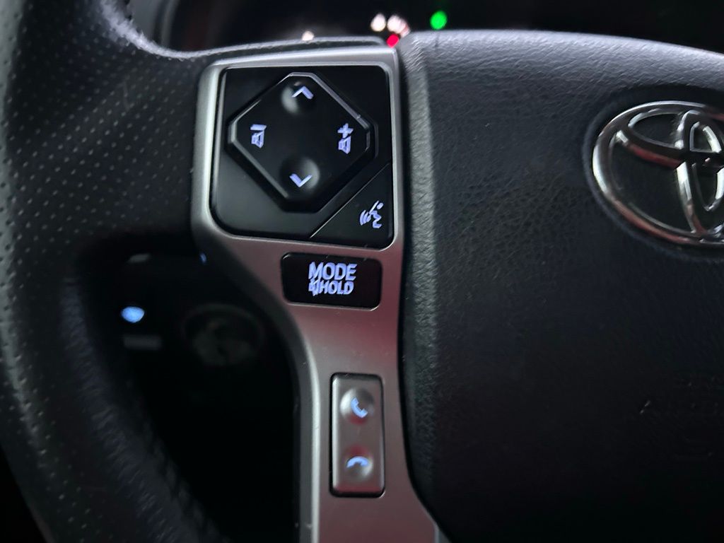 Thumbnail: 2022 Toyota 4Runner - 19