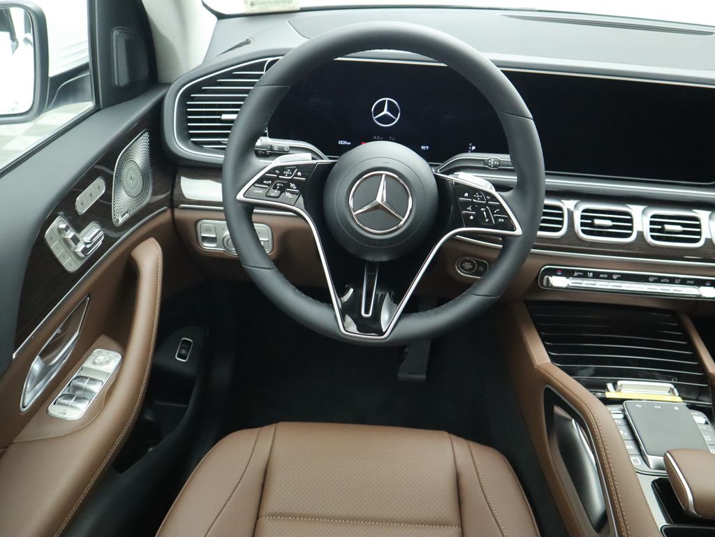 Thumbnail: 2025 Mercedes-Benz GLE - 10