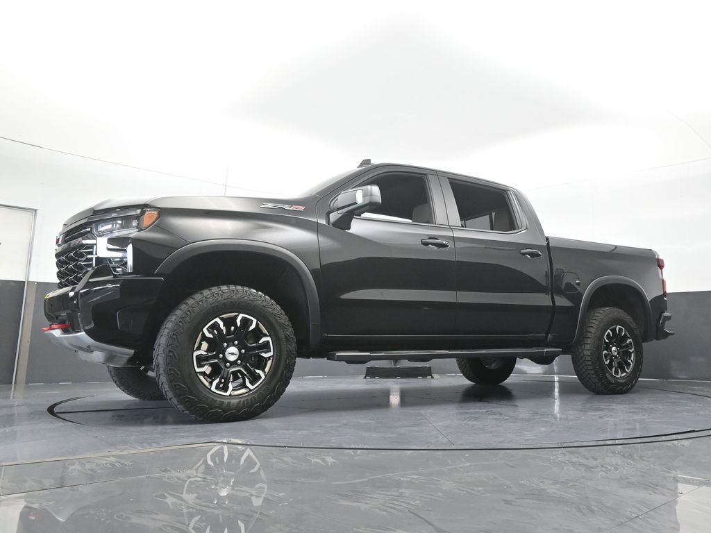 Used 2025 Black Chevrolet ZR2 image 68