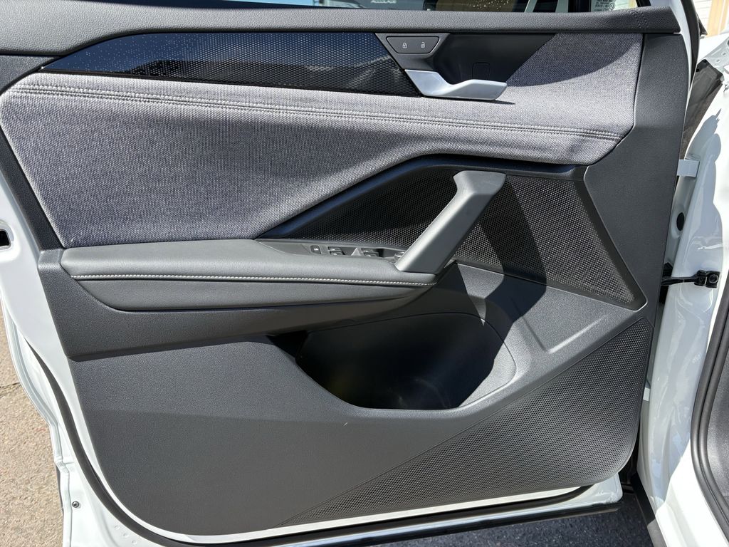 New 2026 White Volkswagen 2.0T S image 10