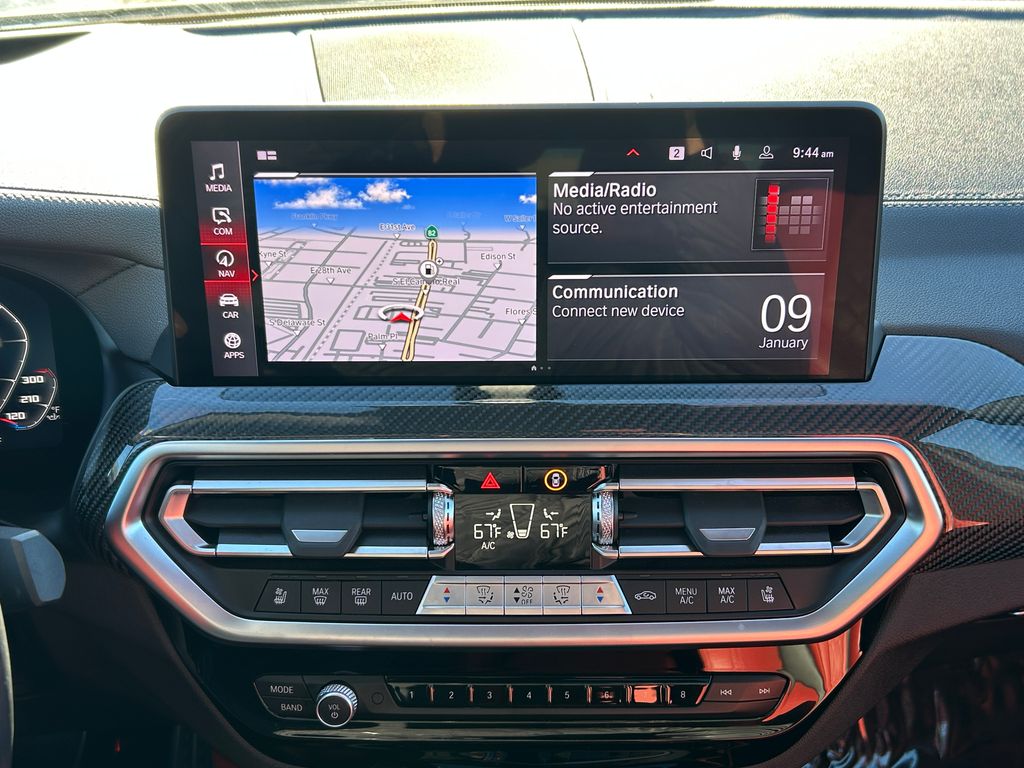 Thumbnail: 2023 BMW X4 - 24