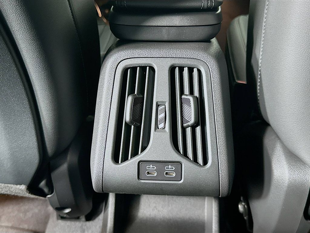 Thumbnail: 2026 BMW X2 - 18