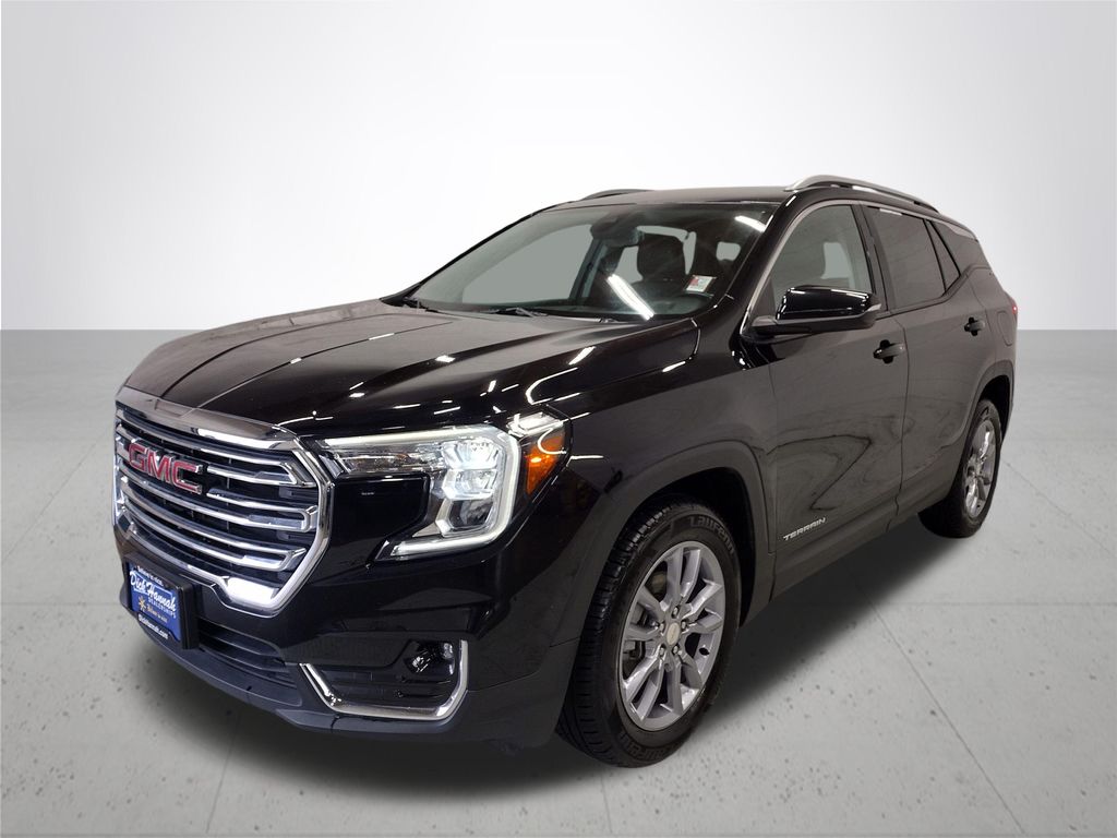 View vehicle photo 2