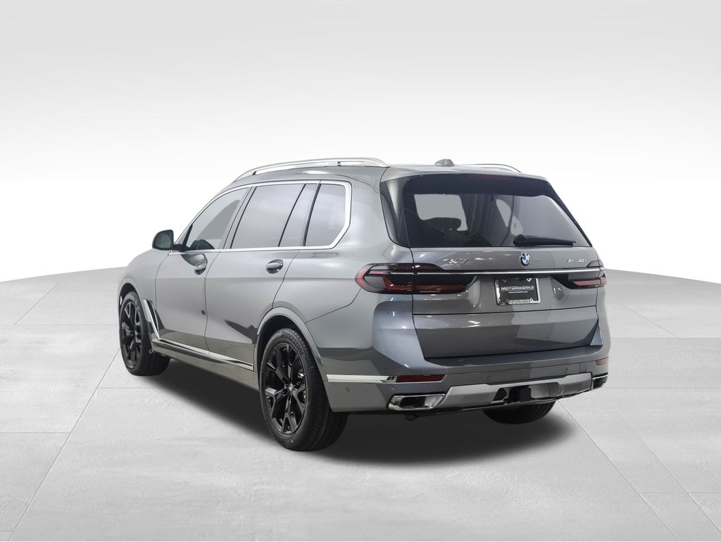 Thumbnail: 2026 BMW X7 - 3