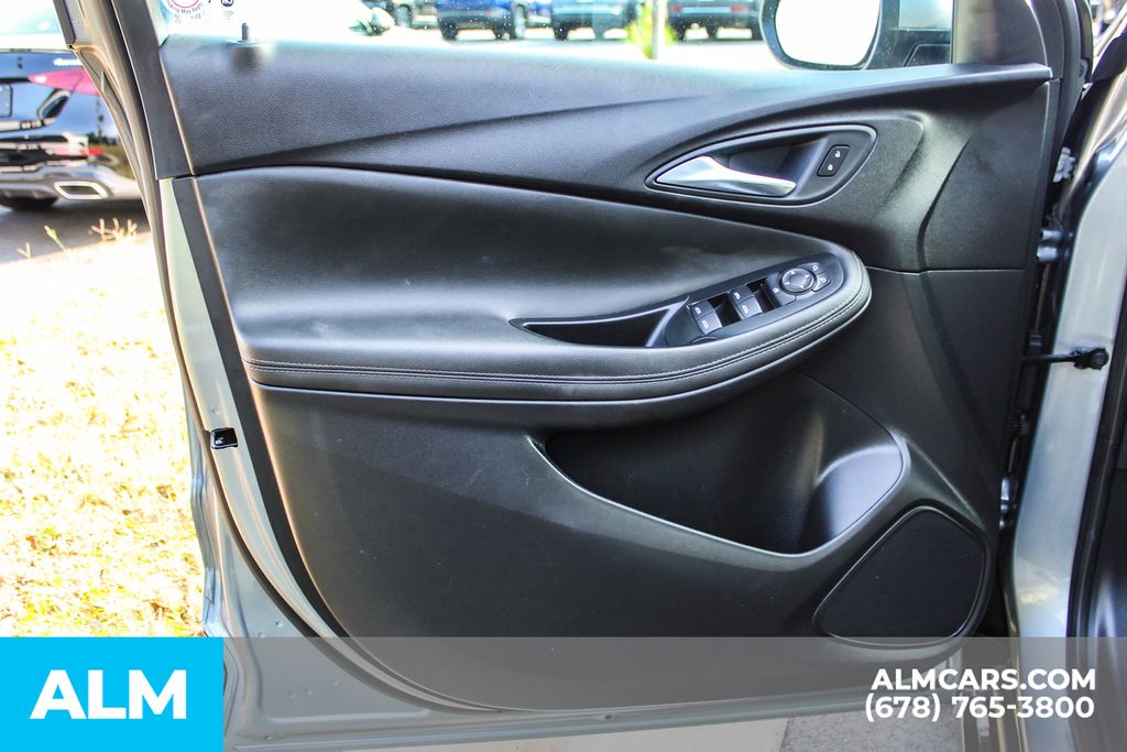 2024 Buick Encore GX Sport Touring photo 31