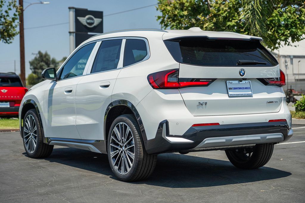 2024 BMW X1 xDrive28i 6