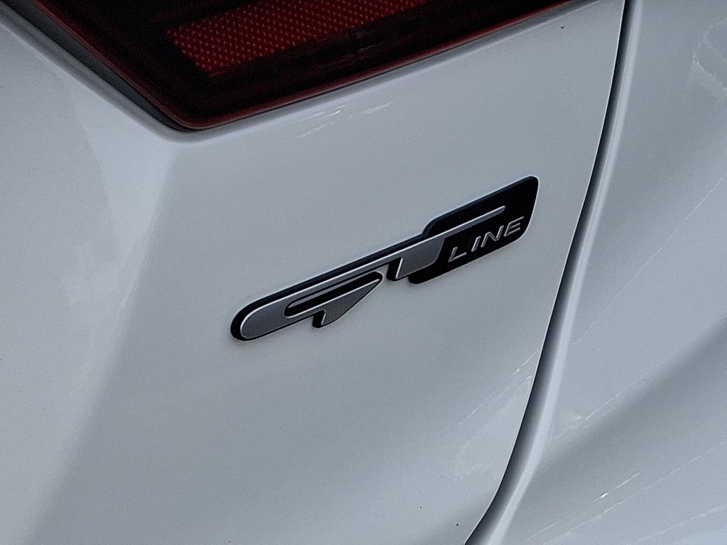 Thumbnail: 2023 Kia Forte - 31