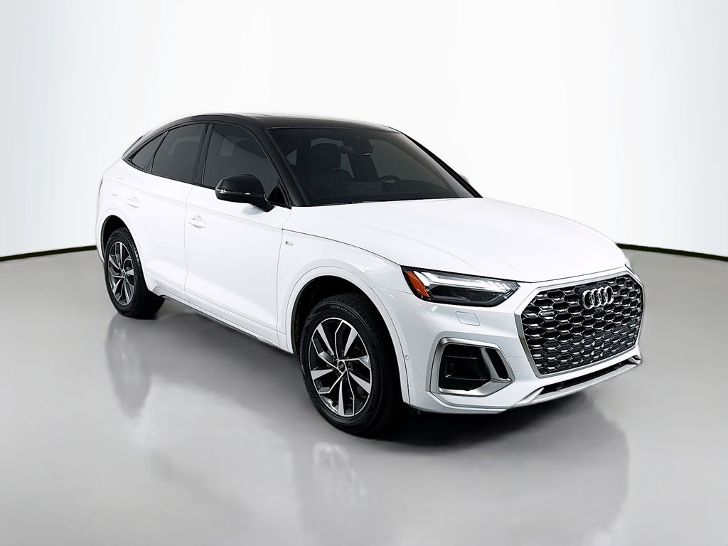 Thumbnail: 2022 Audi Q5 - 3