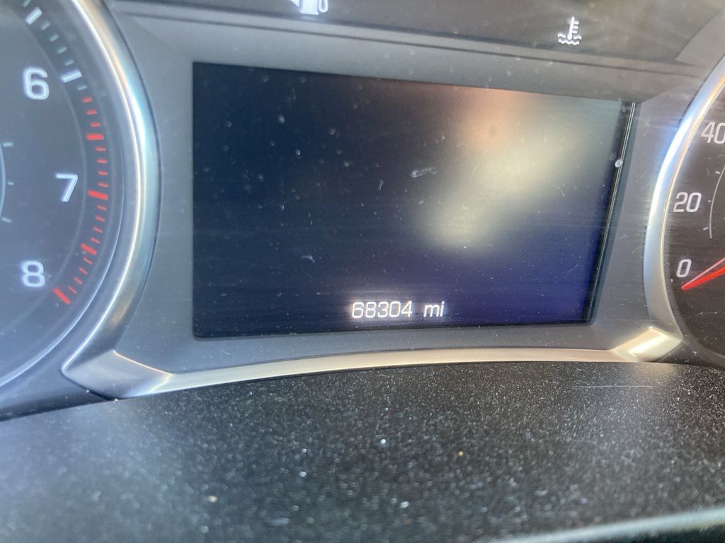 Used 2020 Red Chevrolet LT image 10