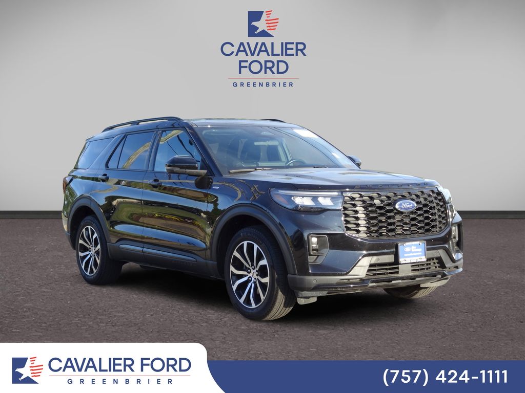 2025 Ford Explorer ST-LINE 4WD (PL535)'s photo