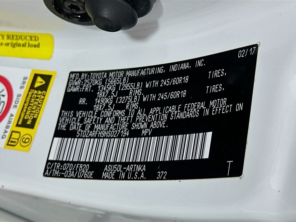 Thumbnail: 2017 Toyota Highlander - 31