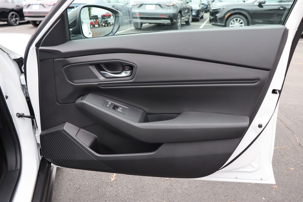 Thumbnail: 2025 Honda Accord - 19