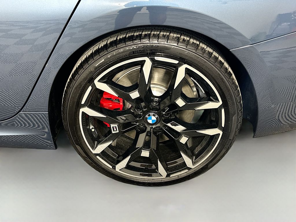 2025 BMW 3 Series M340i 23