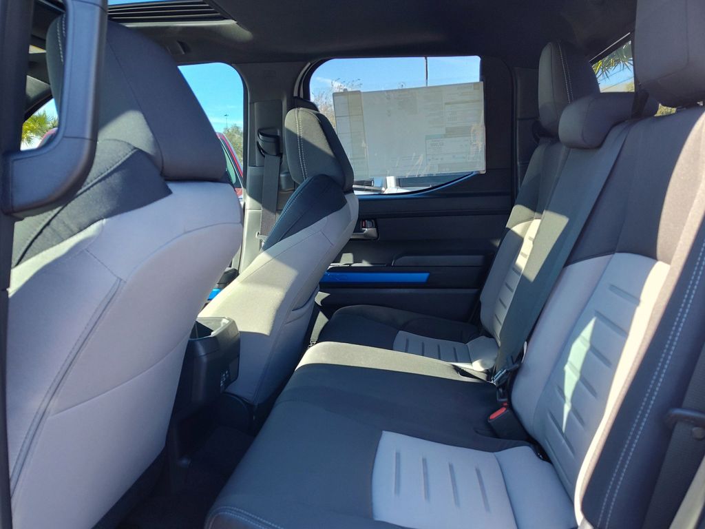 2025 Toyota Tacoma TRD Off Road - Photo 6