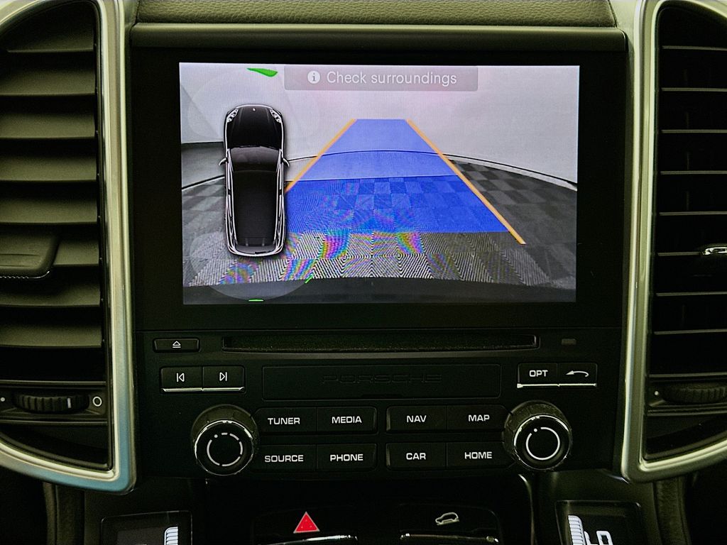 Thumbnail: 2017 Porsche Cayenne - 14