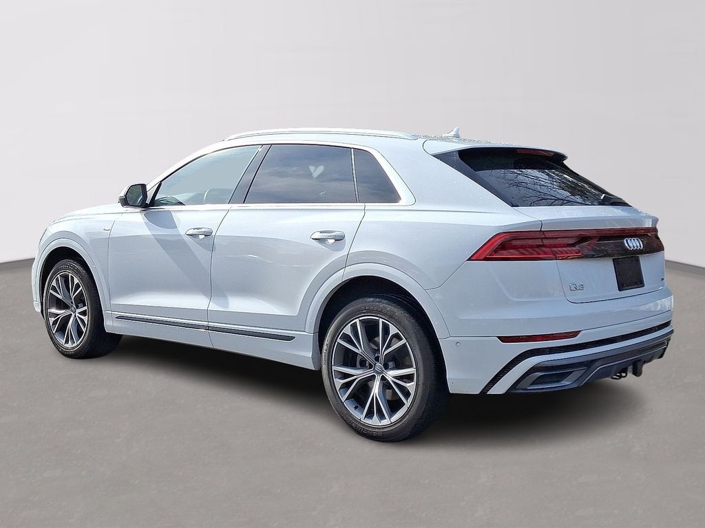 Thumbnail: 2020 Audi Q8 - 6