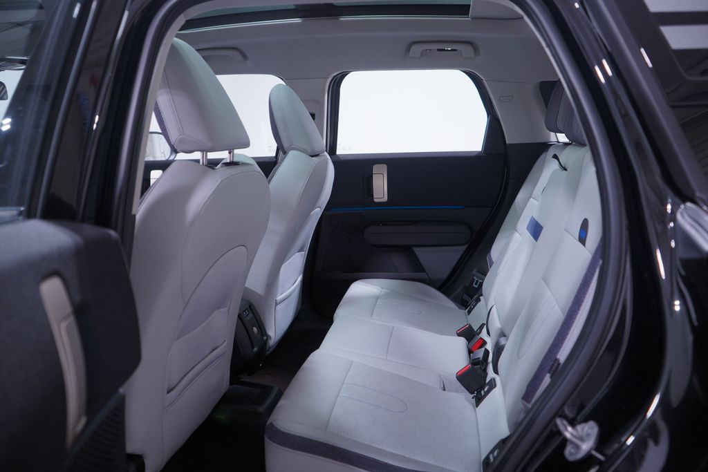 Thumbnail: 2025 MINI Cooper Countryman - 9