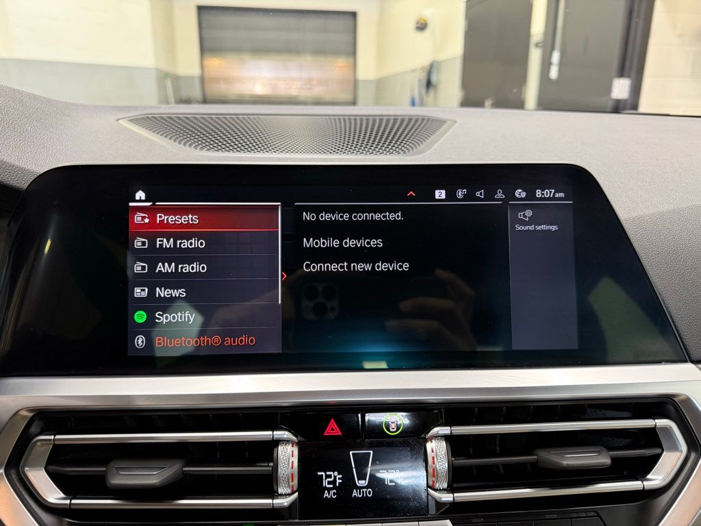2022 BMW 3 Series 330i xDrive 16