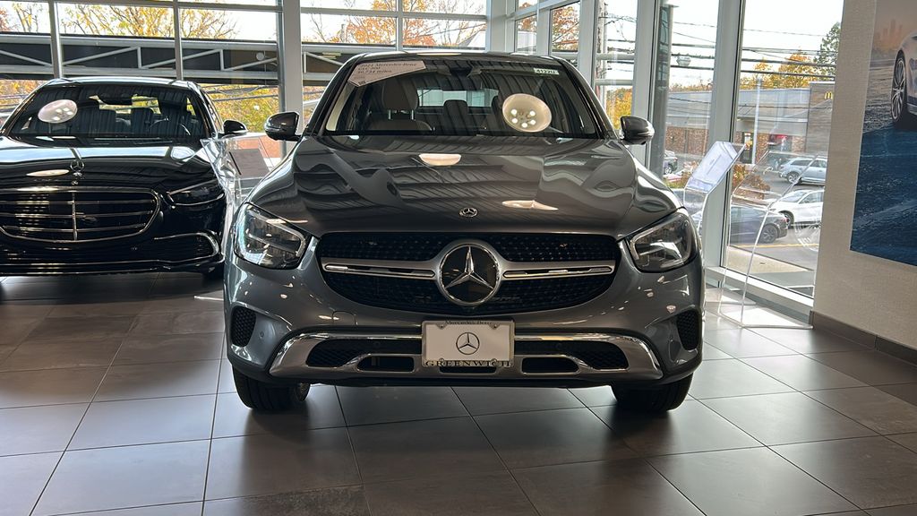 2021 Mercedes-Benz GLC 300 2