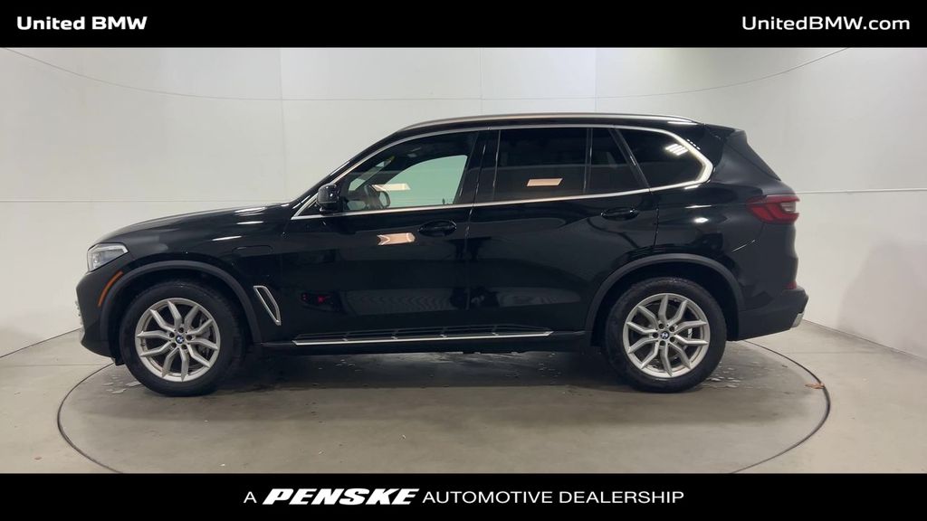 Thumbnail: 2021 BMW X5 - 5