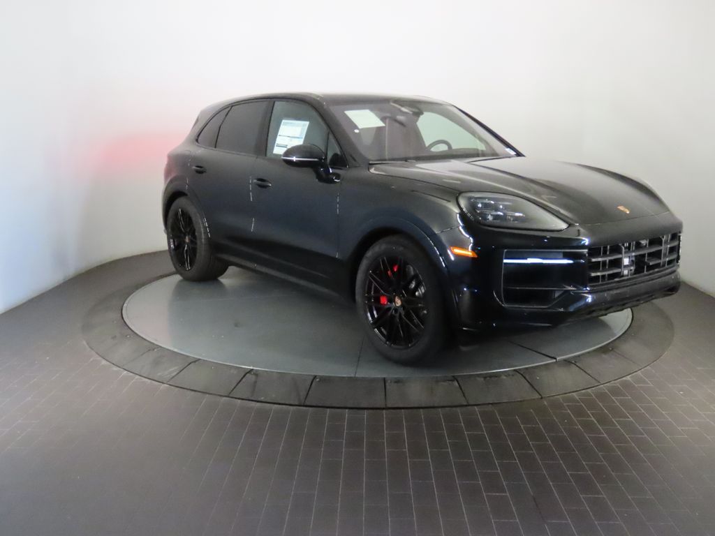 Thumbnail: 2026 Porsche Cayenne - 9