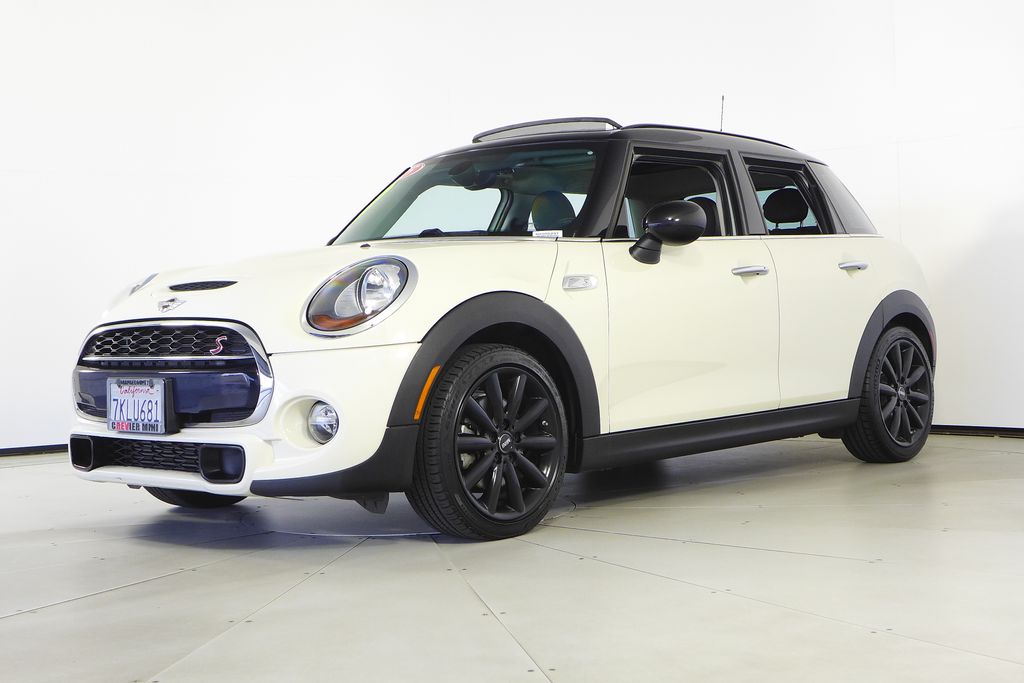 Thumbnail: 2015 MINI Cooper - 2