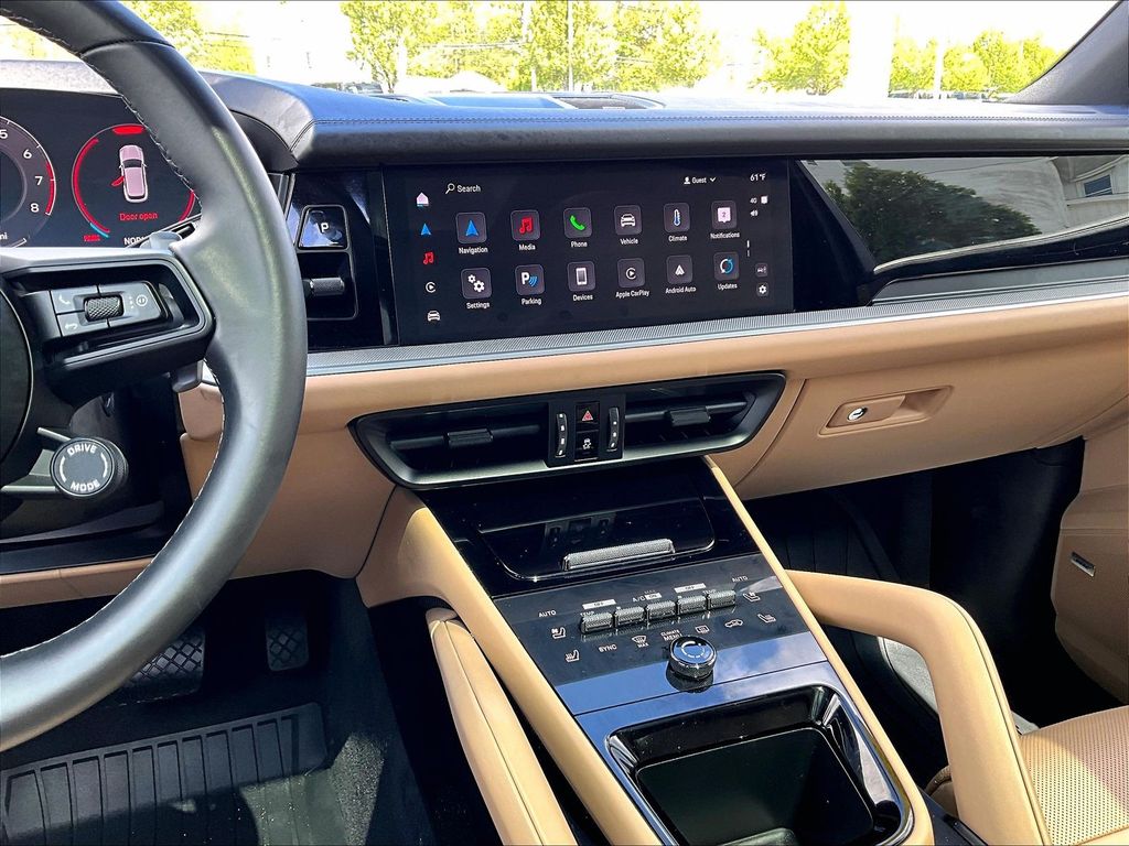 2024 Porsche Cayenne — photo 18