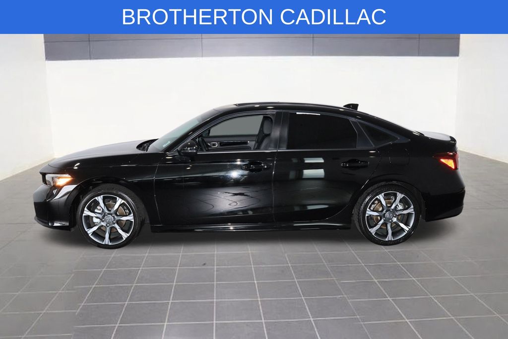 View vehicle photo 2