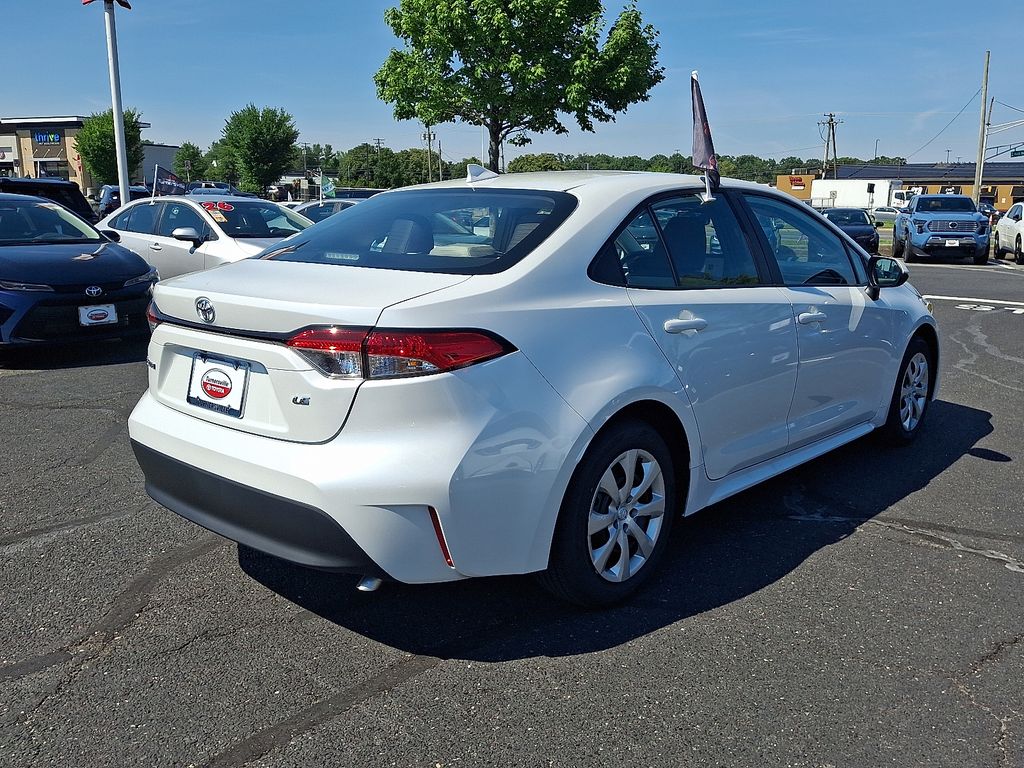 Thumbnail: 2026 Toyota Corolla - 6