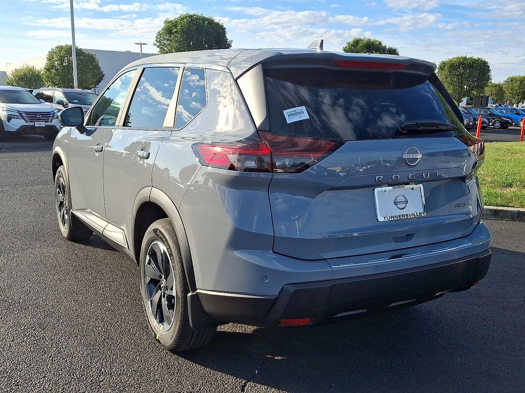 Thumbnail: 2026 Nissan Rogue - 3