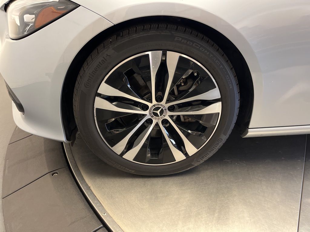 Thumbnail: 2022 Mercedes-Benz C-Class - 10