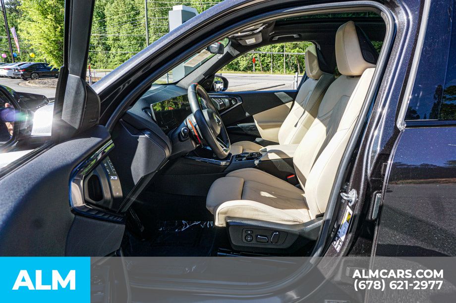Used 2025 Gray BMW M50 xDrive image 21