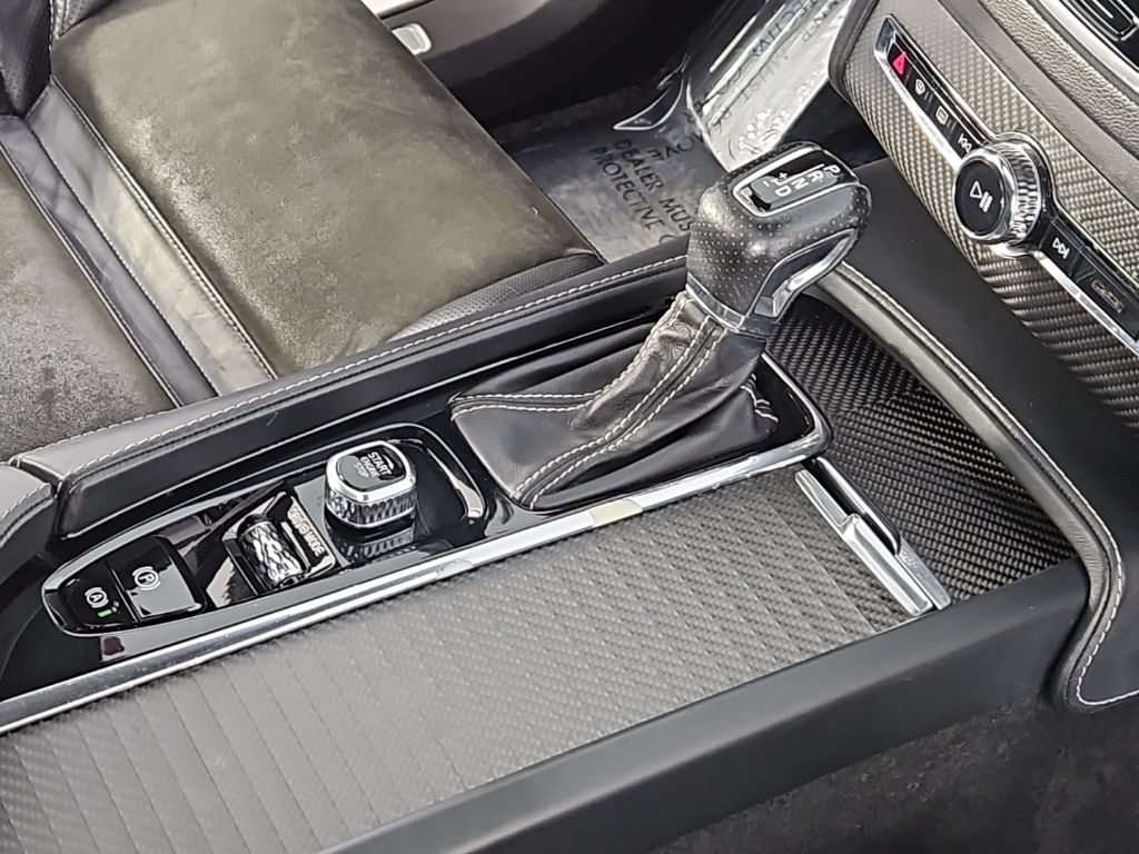 Thumbnail: 2019 Volvo XC90 - 15