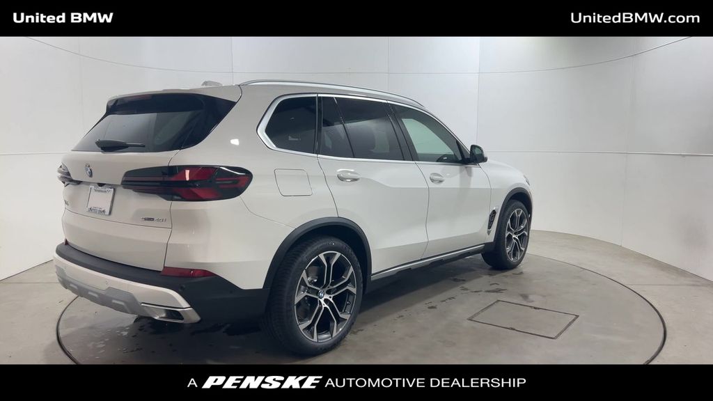 2026 BMW X5 sDrive40i 8