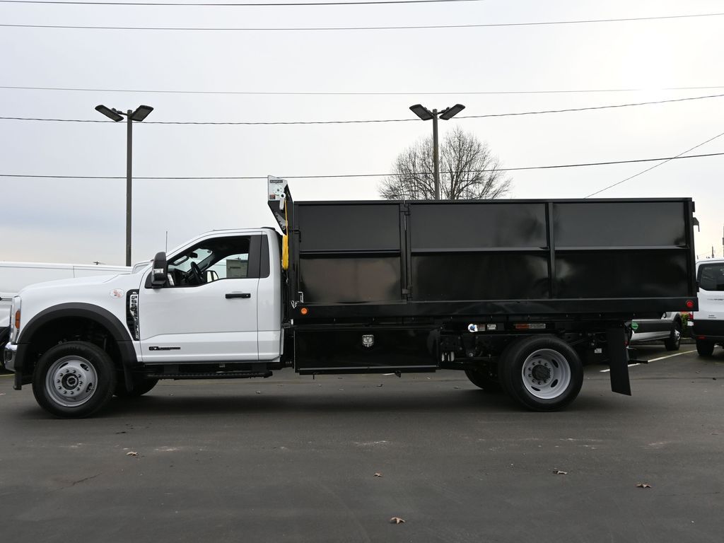 2024 Ford F-550 Super Duty 