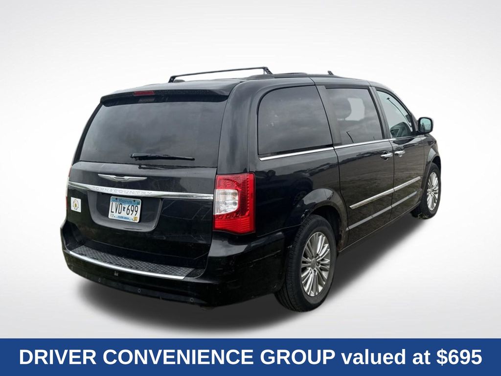 2015 Chrysler Town & Country Touring-L