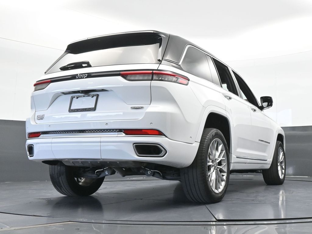 Used 2022 Bright White Clearcoat Jeep Summit image 71