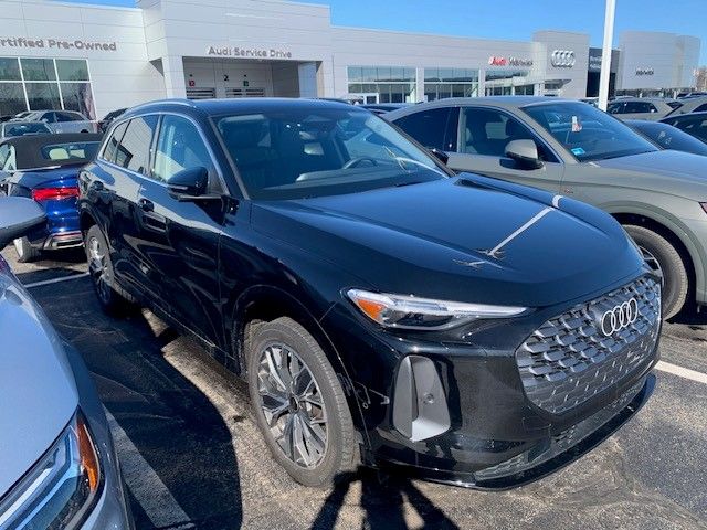 Thumbnail: 2025 Audi Q5 - 3