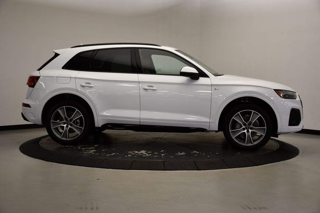 2025 Audi Q5  6