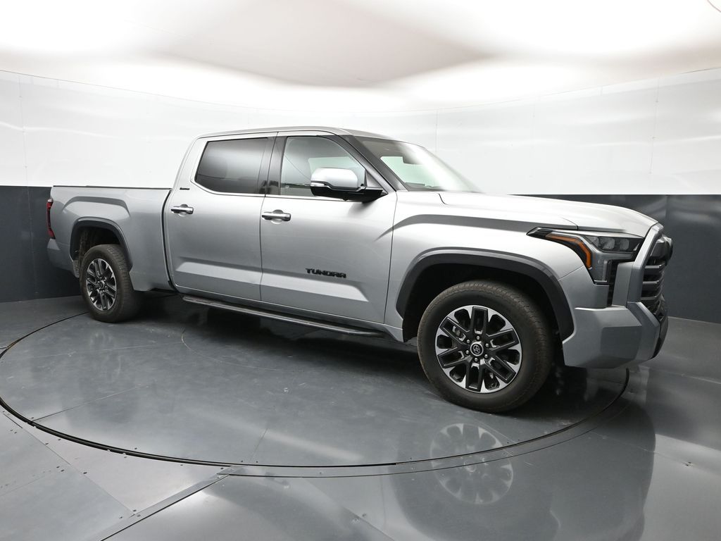 Celestial Silver Metallic 2022 Toyota Tundra Pickup Truck Four-Wheel Drive Automatic